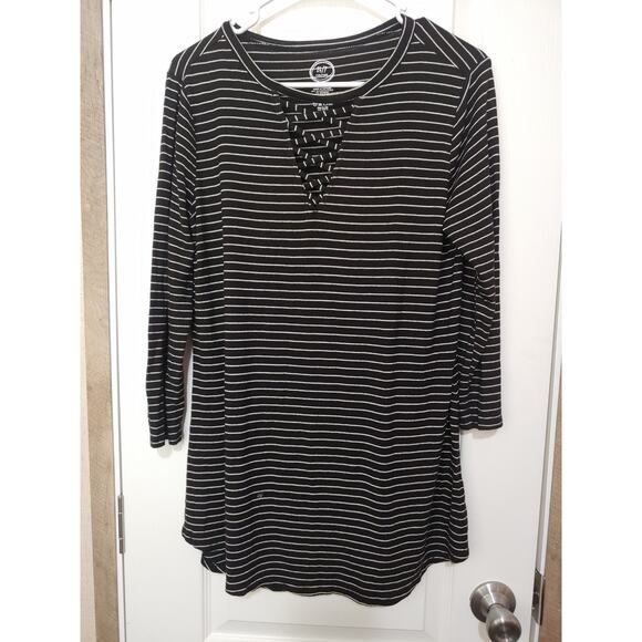 Womens Maurices Black and White Stripe Tunic sz M - Picture 1 of 3